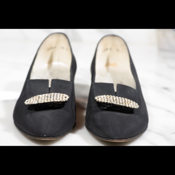 Vintage Charles Jourdan FRENCH Rhinestone Pumps - Picture 3 of 10
